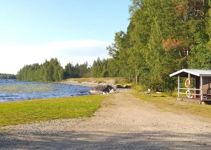 After Work Escape With Sauna And Balcony Huoneisto